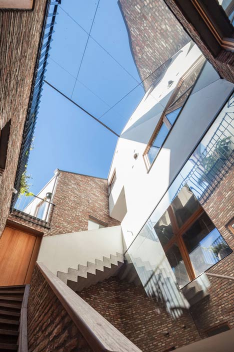 GEWAD apartments by Atelier Vens Vanbelle