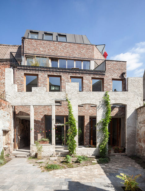 GEWAD apartments by Atelier Vens Vanbelle