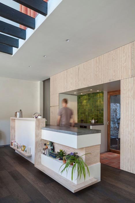 GEWAD apartments by Atelier Vens Vanbelle