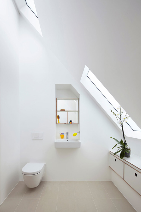 Kew House by Piercy & Company