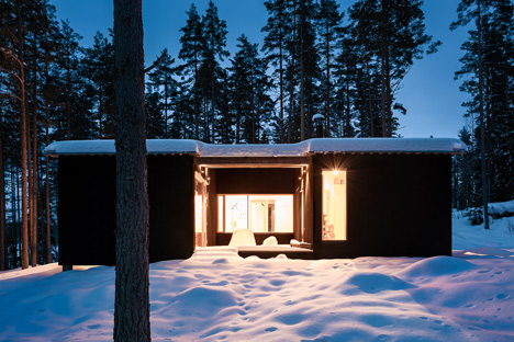 Villa Kettukallio by Playa Architects provides a woodland holiday home