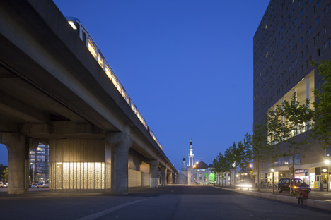 Maccreanor Lavington overhauls Amsterdam's Kraaiennest metro station