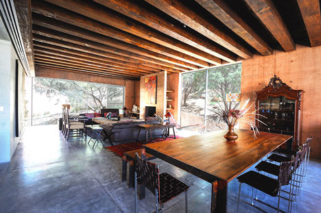 Narigua House by David Pedroza Castaneda