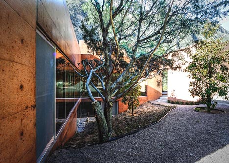 Narigua House by David Pedroza Castaneda