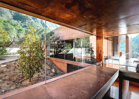 Narigua House by David Pedroza Castaneda