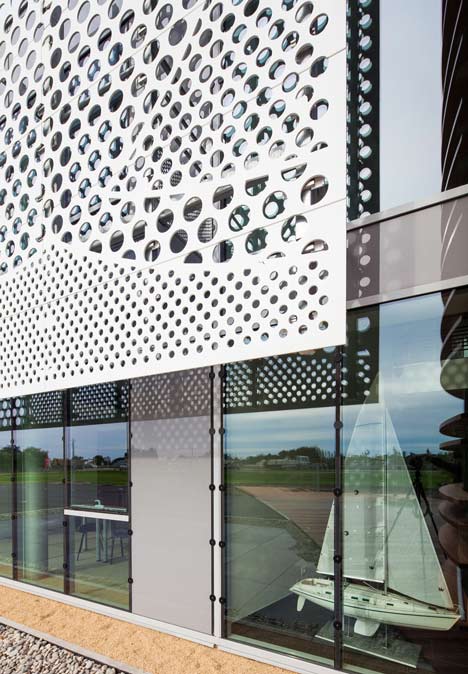 PAD creates facade for boat company headquarters using HI-MACS