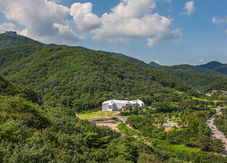 Chang Ucchin Museum by Chae Pereira Architects