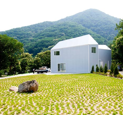 Chang Ucchin Museum by Chae Pereira Architects
