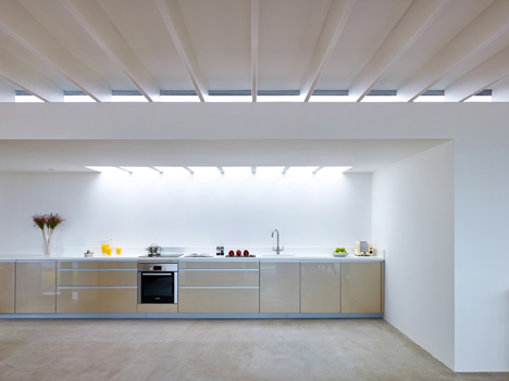 Cliff House by Dualchas in Scotland