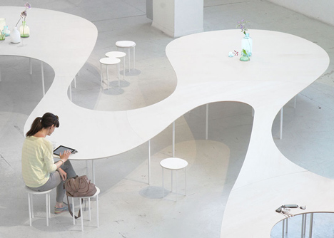 Cloud Table by Studio Maks