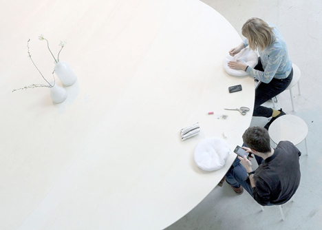 Cloud Table by Studio Maks