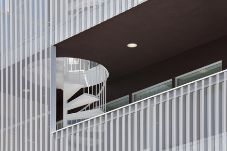 Cloverdale749 apartments by LOHA