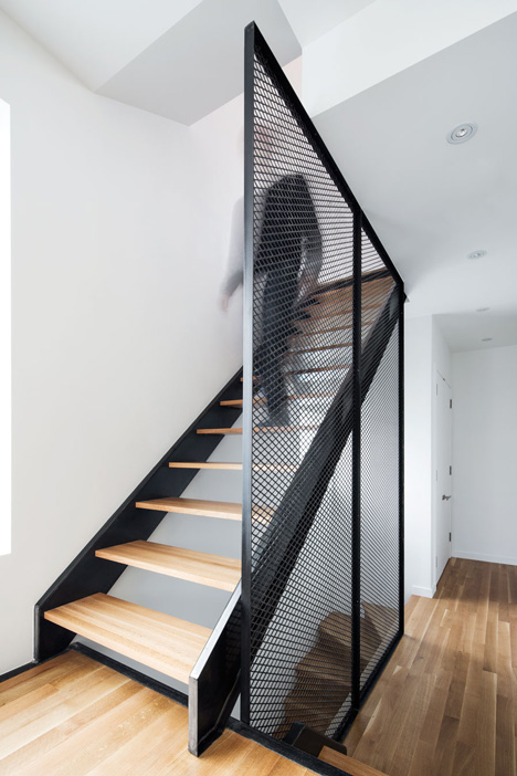 Coleraine houses in Canada by naturehumaine
