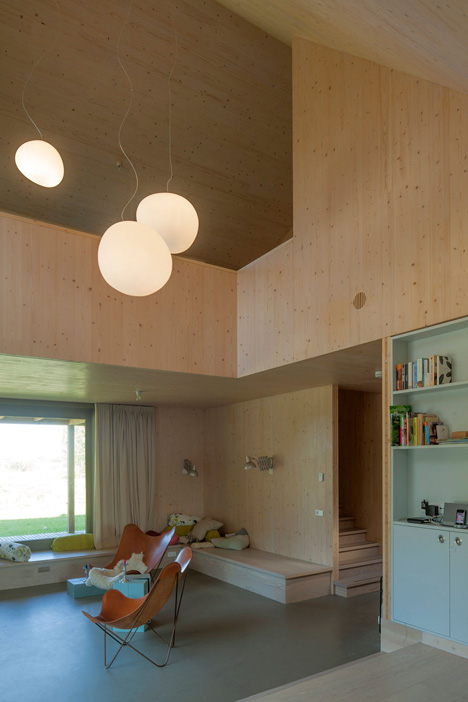 Country house Goedereede by Korteknie Stuhlmacher Architecten