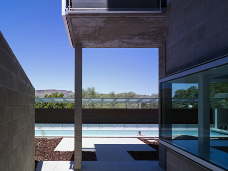 Desert House by Dunn + Hillam Architects
