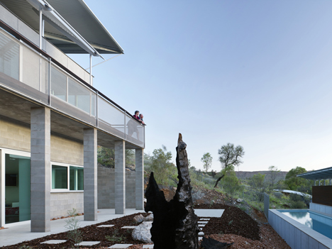 Desert House by Dunn + Hillam Architects