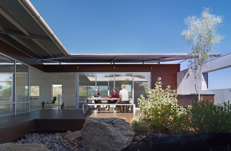 Desert House by Dunn + Hillam Architects