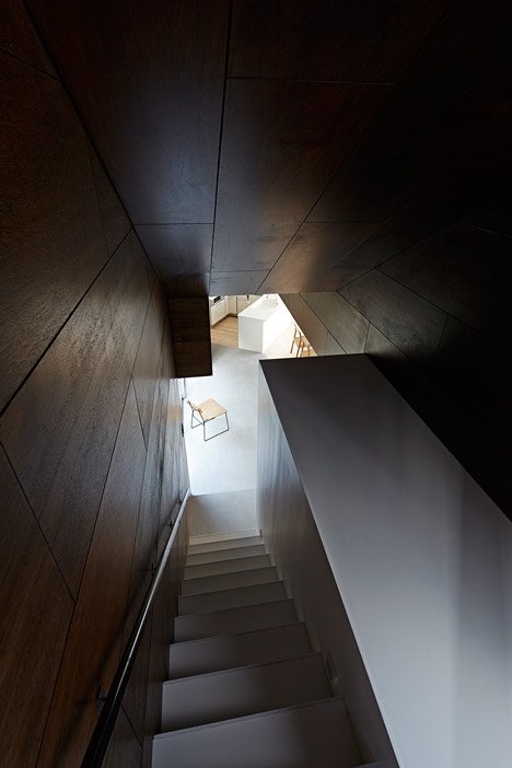 E House by Hannat Architects