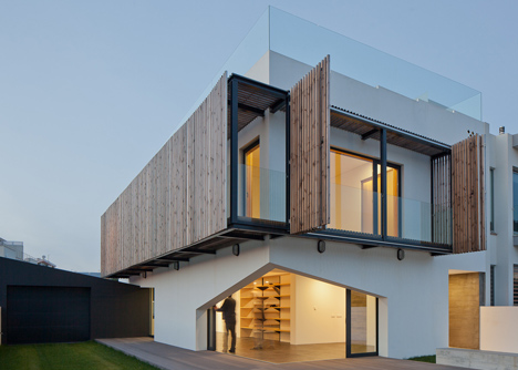 House in Porto by e348 arquitectura