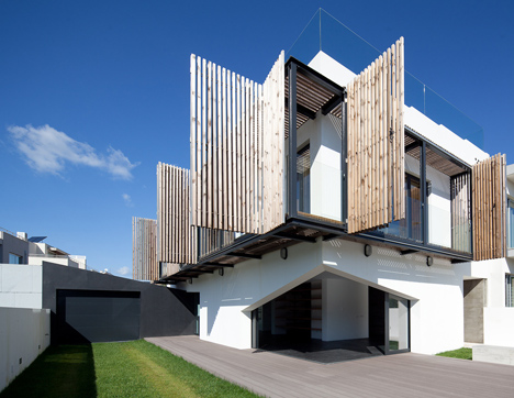 House in Porto by e348 arquitectura