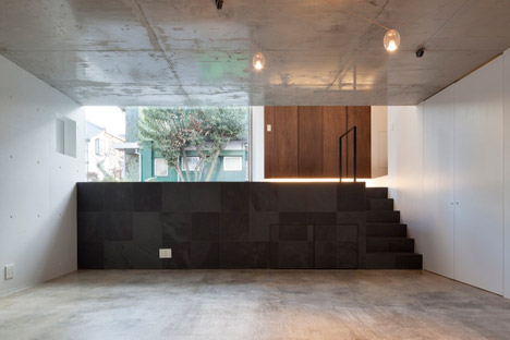 KKZ-House-by-International-Royal-Architecture