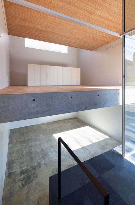 KKZ-House-by-International-Royal-Architecture
