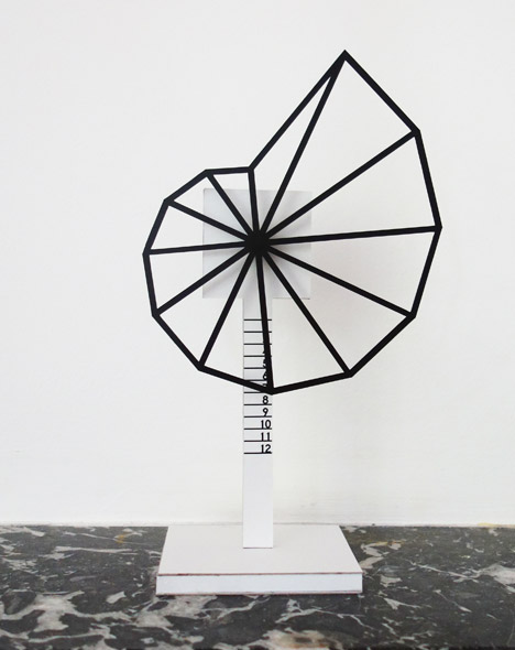 Linear Cycle clock by BCXSY