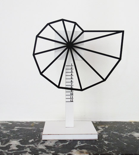 Linear Cycle clock by BCXSY