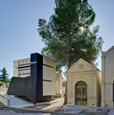 Pantheon in Murcia by Amparo and Andres Martinez Vidal