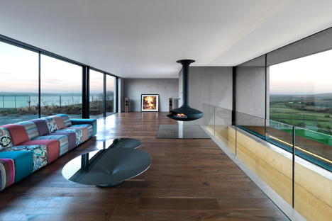 Stormy Castle by Loyn and Co Architects in Wales