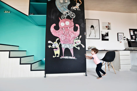 Studio8Photo-by-InputCreativeStudio_dezeen_468_5