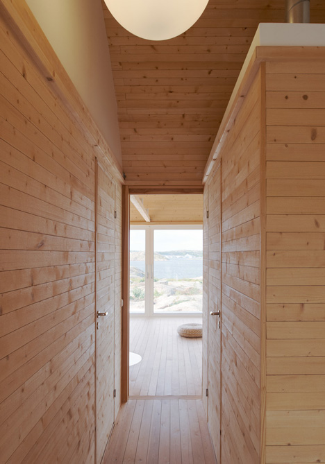 Summer houses in Slavik by Mats Fahlander