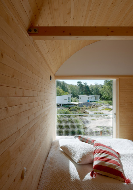 Summer houses in Slavik by Mats Fahlander