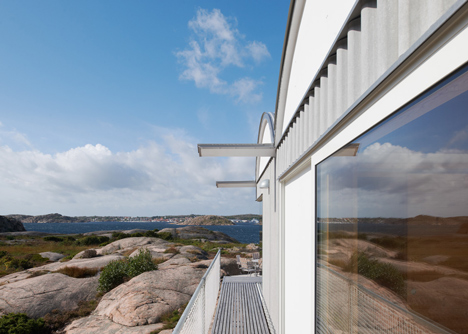 Summer houses in Slavik by Mats Fahlander