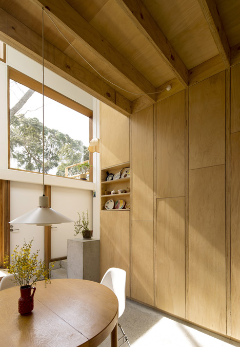 Three by Two House by Panovscott