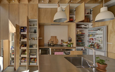 Three by Two House by Panovscott