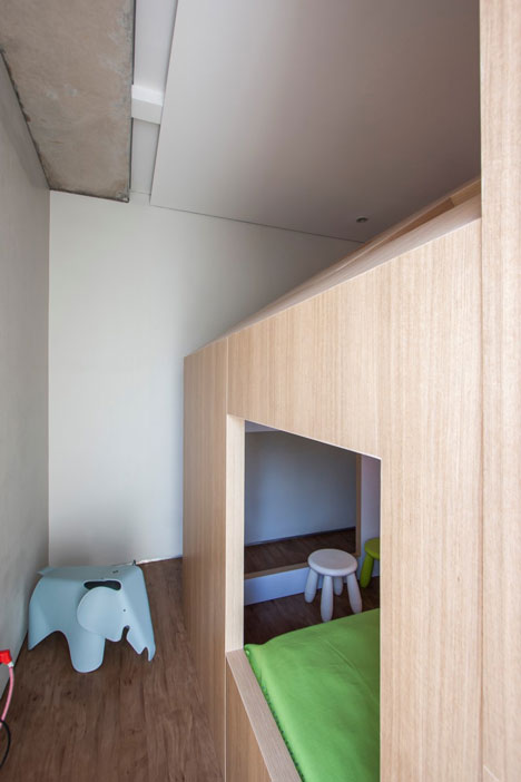 Trimmed Reform House Indonesia by SUB