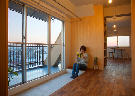 Wing Wall House by Camp Design Inc and Sumasaga Fudosan