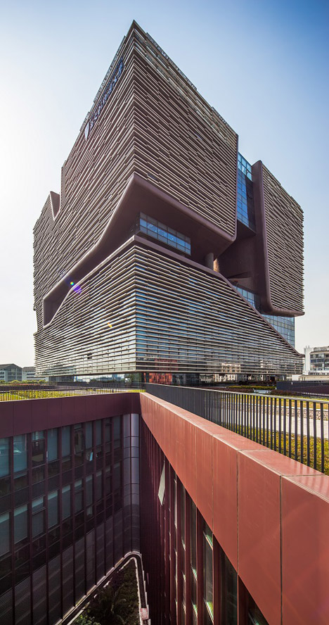 Xi'an Jiaotong-Liverpool University Administration Information Building by Aedas