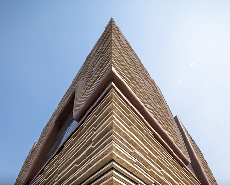 Xi'an Jiaotong-Liverpool University Administration Information Building by Aedas