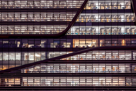 Xi'an Jiaotong-Liverpool University Administration Information Building by Aedas