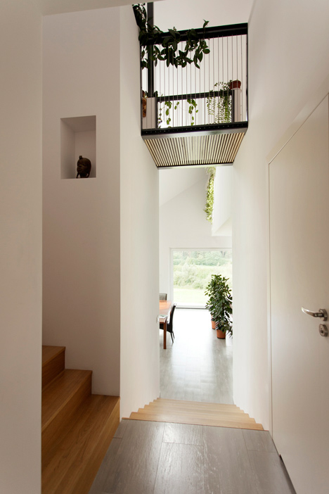 34 25 House by Bartek Arendt