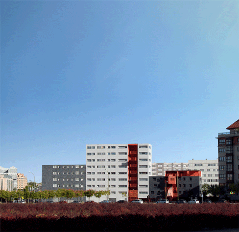 Architecture Animee by Axel de Stampa - Mirador Building by MVRDV and Blanca Lleo