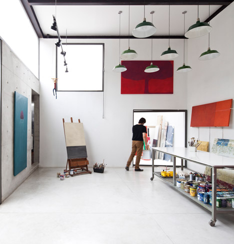 Atelier Aberto by AR Arquitetos is a São Paulo studio with a light-filled atrium