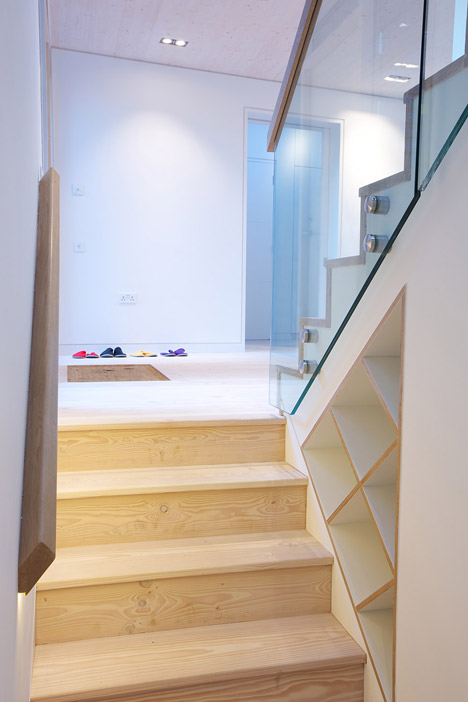 Bourne-Lane-house-by-Nash-Baker