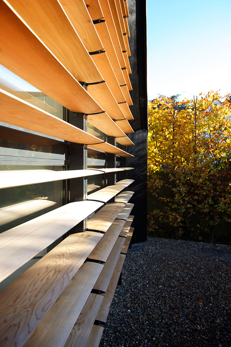Bourne-Lane-house-by-Nash-Baker