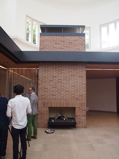 Bungalow-Germania-Venice-Biennale-by-Alex-Lehnerer-and-Savva-Ciriacidis