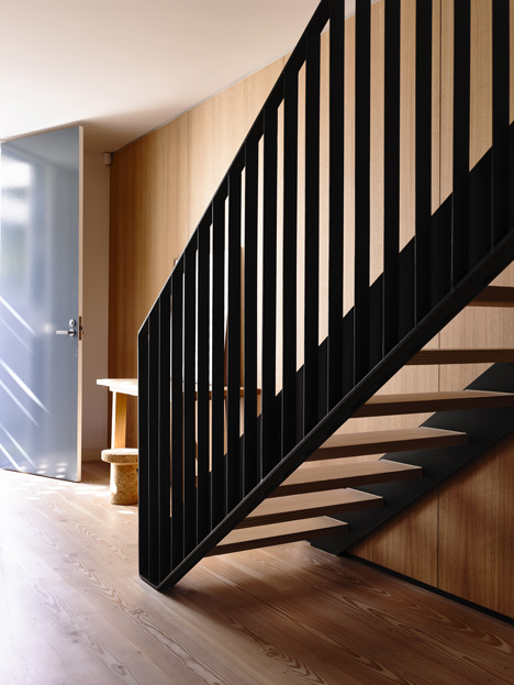 Fairbairn House in Melbourne by Inglis Architects