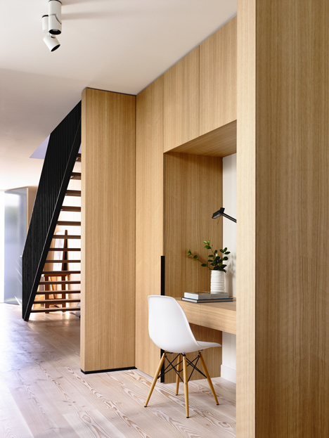 Fairbairn House in Melbourne by Inglis Architects