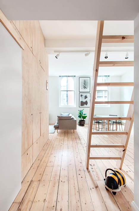Flinders Lane Apartment by Clare Cousins Architects